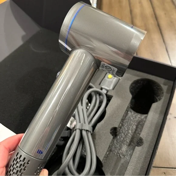 Plasma High-Speed 1400W Hair Dryer with Magnetic Nozzle and Diffuser it#TC6 - Picture 7 of 14